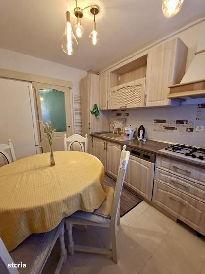Apartament cu 2 camere decomandat în Noua