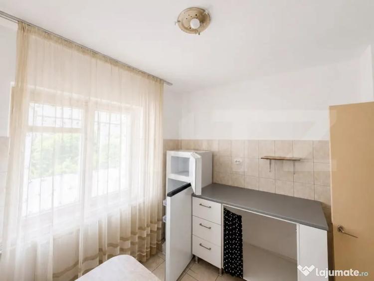 Apartament cu 2 camere decomandat în 1 Mai