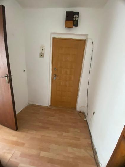Apartament cu 2 camere semidecomandat în Orizont