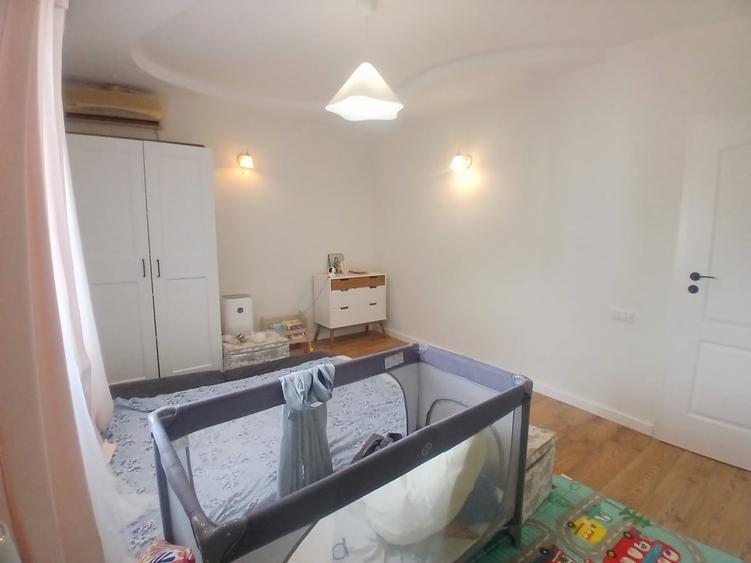 Apartament cu 3 camere decomandat în Eroii Revoluției