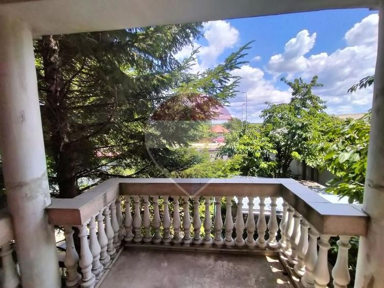 Casă individuală cu 5 camere cu Teren 550 Mp în Tărtășești