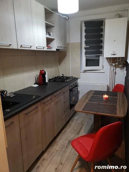 apartament o camera de inchiriat in zona Spitalul Judetean - 3