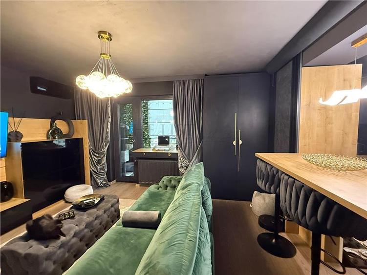 Apartament cu 2 camere nedecomandat în Fundeni