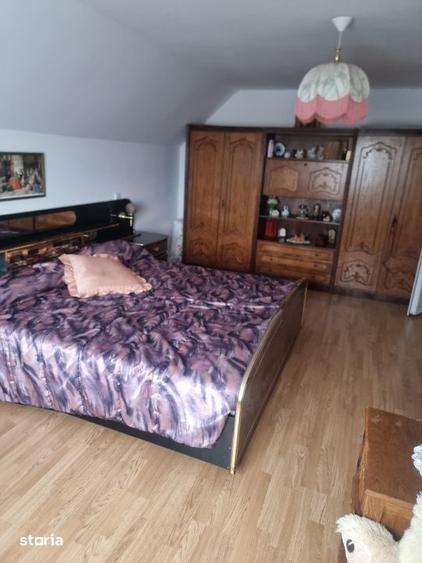 Casă cu 5 camere cu Teren 3000 Mp în Frătăuții Vechi