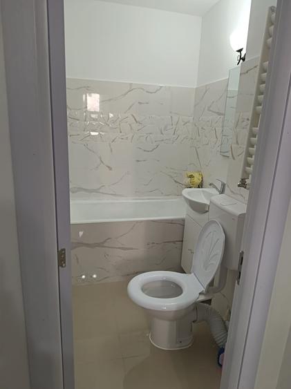 Apartament cu 2 camere nedecomandat în Tătărași