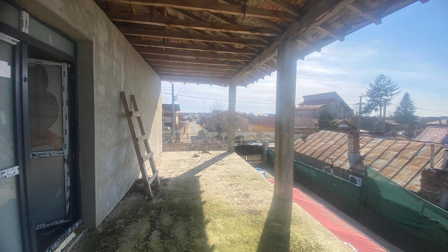 Casă individuală cu 7 camere cu Canalizare în Ștefăneștii de Jos