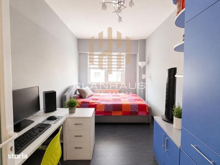 Apartament cu 3 camere decomandat în Traian