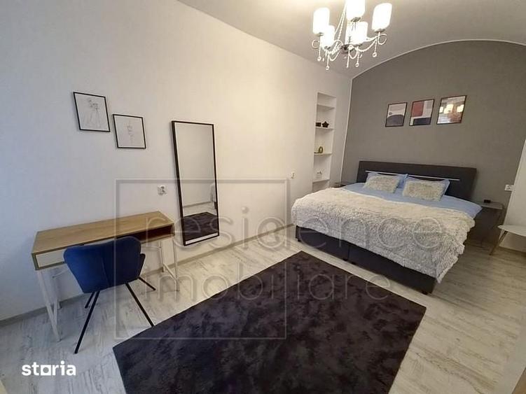 Garsonieră decomandată în Central
