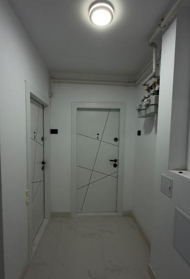 Apartament cu 3 camere decomandat în Sud-Est