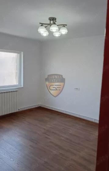 Apartament cu 3 camere decomandat, mobilat în Tomis III