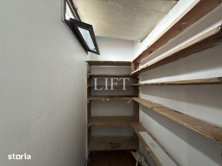 Apartament cu 2 camere decomandat în Tractorul