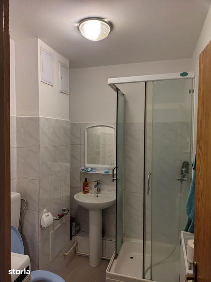 Apartament cu 3 camere în Colentina