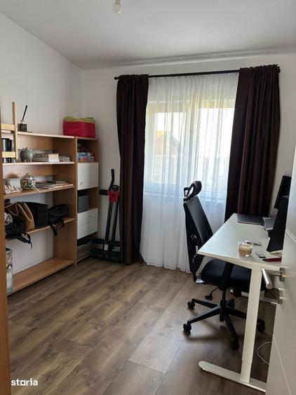 Apartament cu 4 camere în Moșnița Nouă