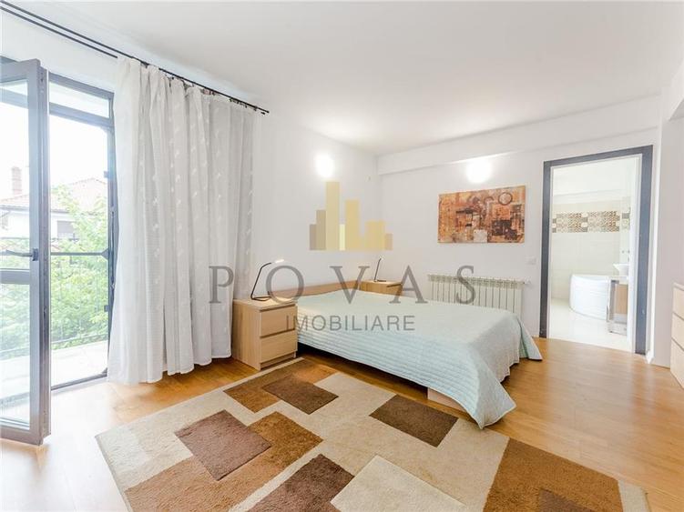 Apartament cu 3 camere semidecomandat, mobilat în Iancu Nicolae