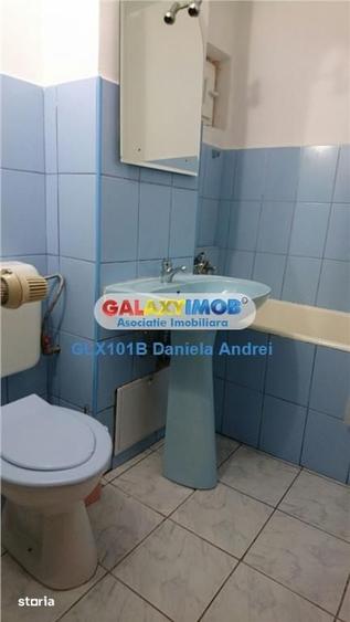 Garsonieră decomandată în Muncii