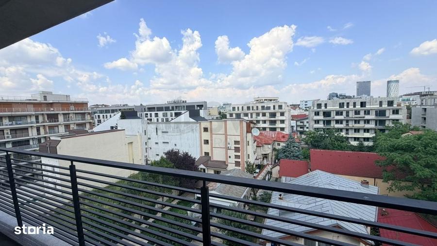 Apartament cu 4 camere în Șoseaua Nordului