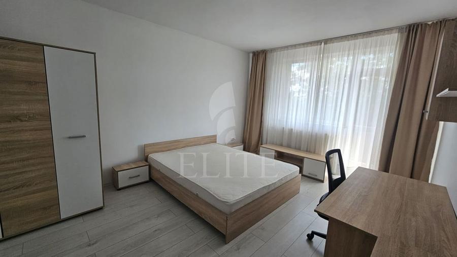Apartament cu 2 camere semidecomandat, mobilat în Bună Ziua