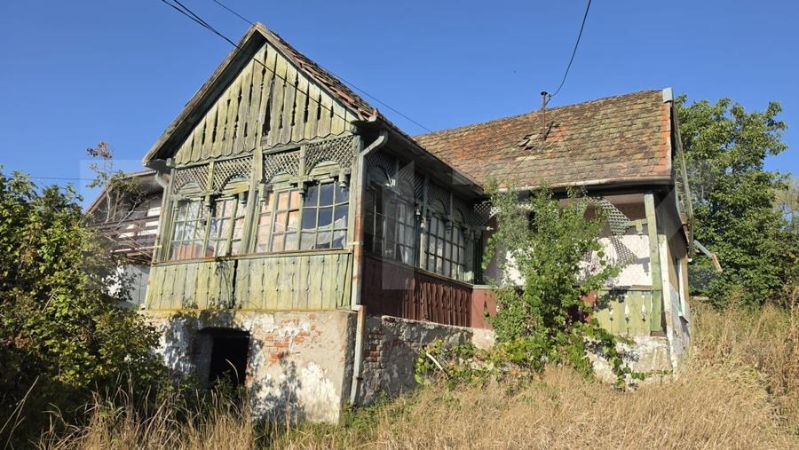 Casă individuală cu 3 camere cu Teren 1334 Mp în Viile Satu Mare