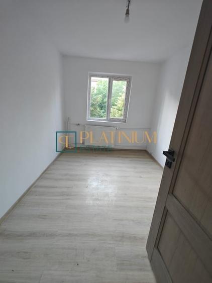 P4943 Apartament cu 4 camre, zona Dacia - 4