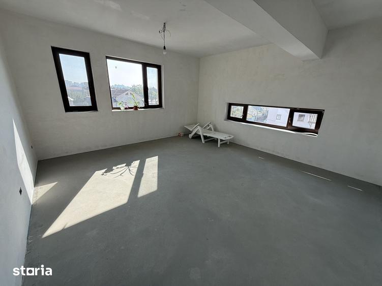 Apartament cu 3 camere decomandat în Dacia