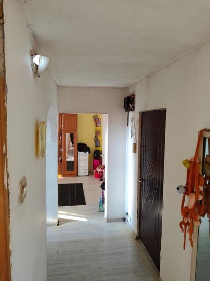 Apartament cu 2 camere decomandat în Rahova