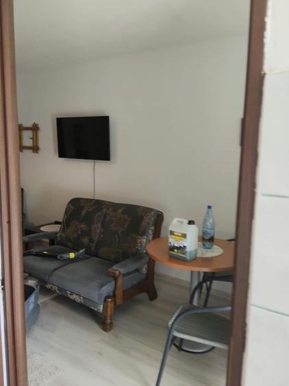 Garsonieră semidecomandată în Titan