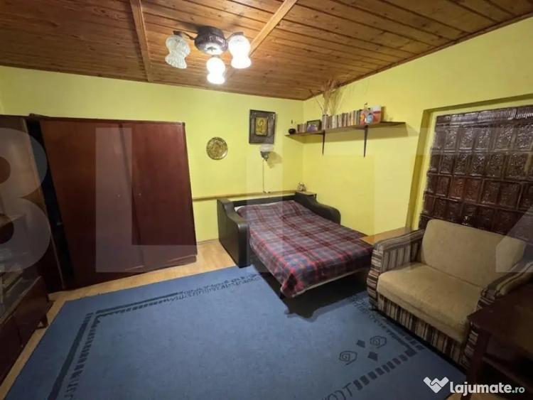 Casă cu 2 camere cu Teren 1200 Mp în Călinești