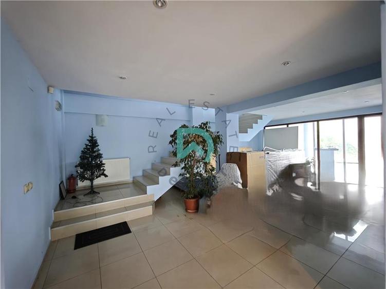 Spatiu comercial, showroom prezentare, 850 mp, Grivitei, Brasov - 7