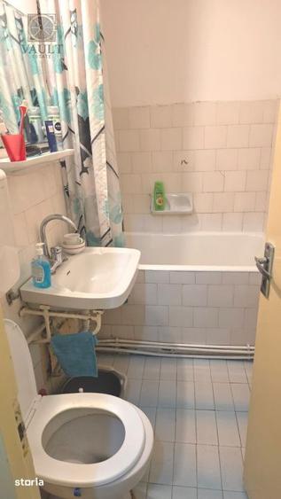 Apartament cu 3 camere decomandat, mobilat în Mazepa 1