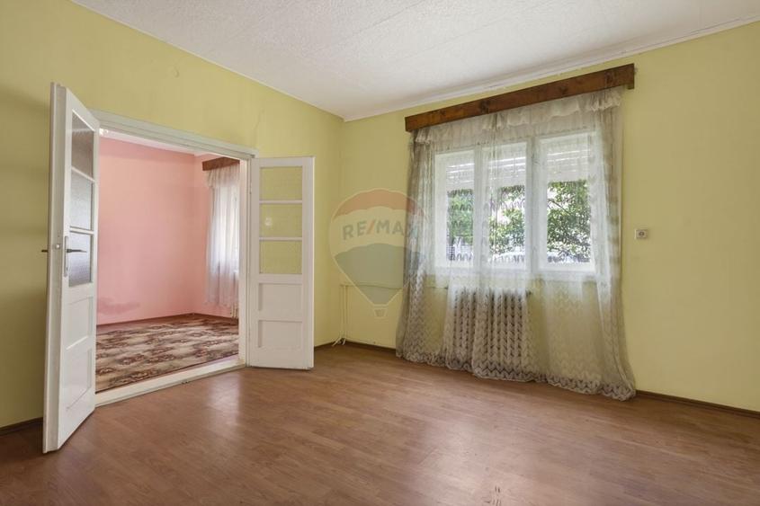 Casă individuală cu 3 camere cu Teren 302 Mp în Micălaca