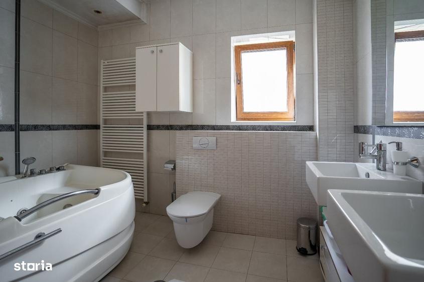 Casă cu 4 camere în Dudu