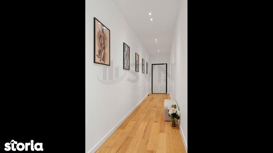 Apartament cu 3 camere, mobilat în Tei