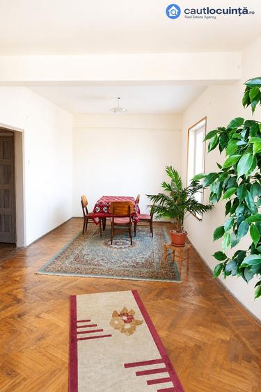 Apartament cu 2 camere în P-ța Romană