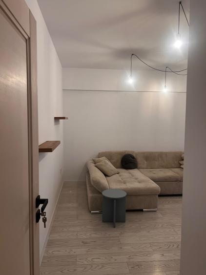 Apartament cu 2 camere decomandat în Valea Lupului