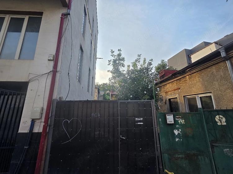 Proprietari vindem casa pe str. Viitorului intre Eminescu si ?tefan cel Mare - 7