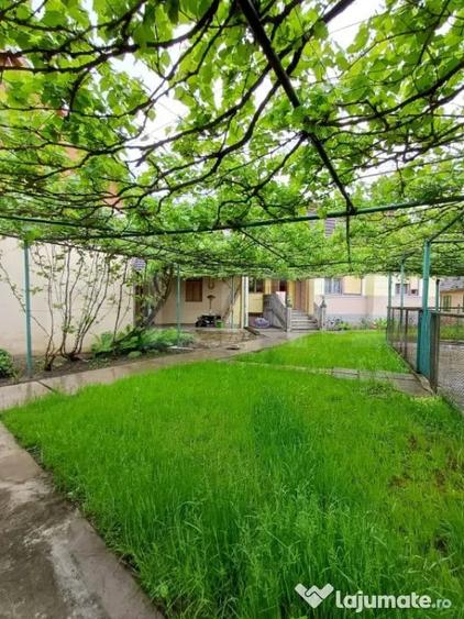 Casă cu 4 camere cu Teren 781 Mp în Turda