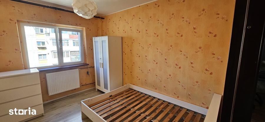 Apartament cu 3 camere decomandat în Militari