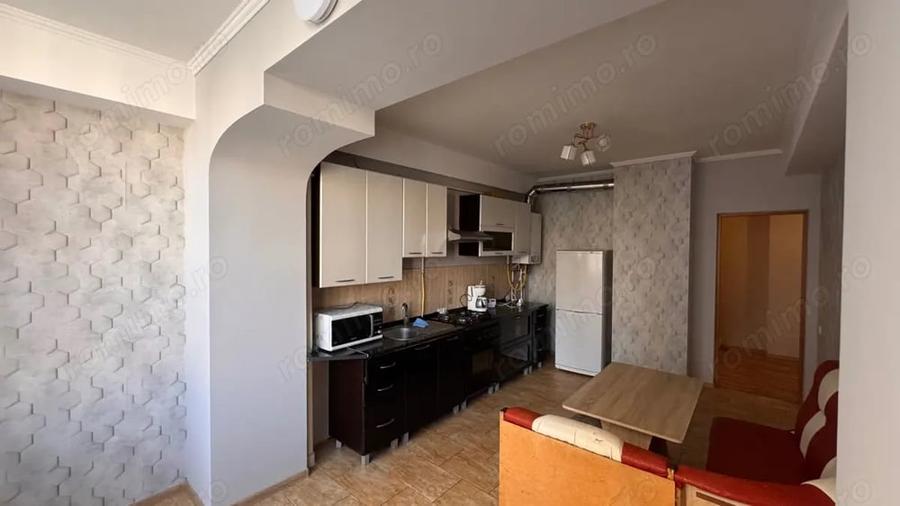 Garsonieră decomandată în Take Ionescu