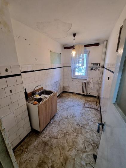 Tomis nord Penny -apartament 3 camere liber - 9