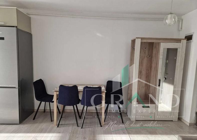 Apartament cu 3 camere decomandat, mobilat în Dâmbul Rotund