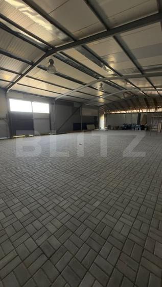 Spațiu industrial, de 320 mp, în Livezeni