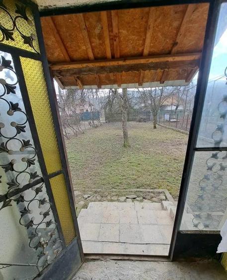 Casă cu 3 camere în Vărbila