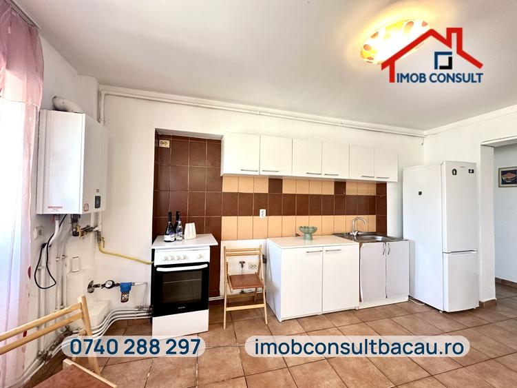 Apartament cu 3 camere decomandat în Alexandru cel Bun