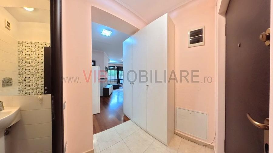 Apartament cu 2 camere semidecomandat în Băneasa