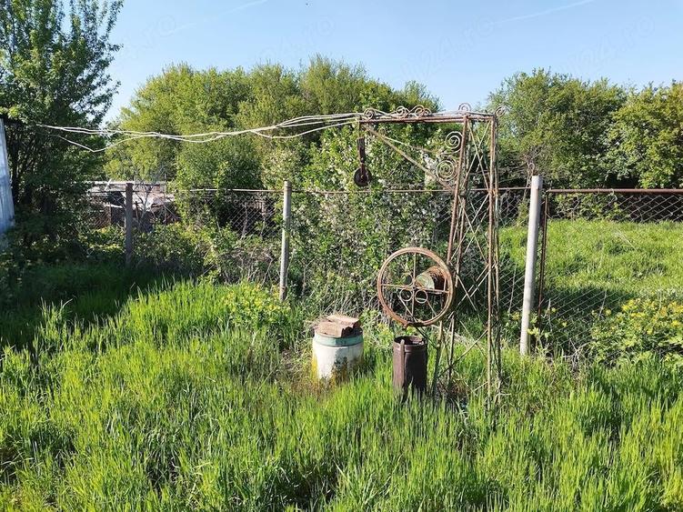 Casa de vanzare cu teren la sosea, DN7. - 1