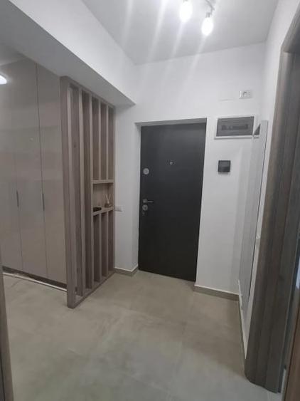 Apartament cu 2 camere decomandat, mobilat în Apărătorii Patriei