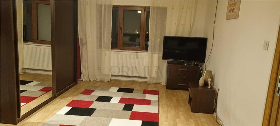 Garsonieră decomandată, mobilată în Steaua