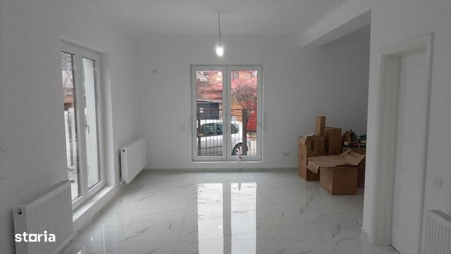 Casă cu 4 camere în Bucureștii Noi