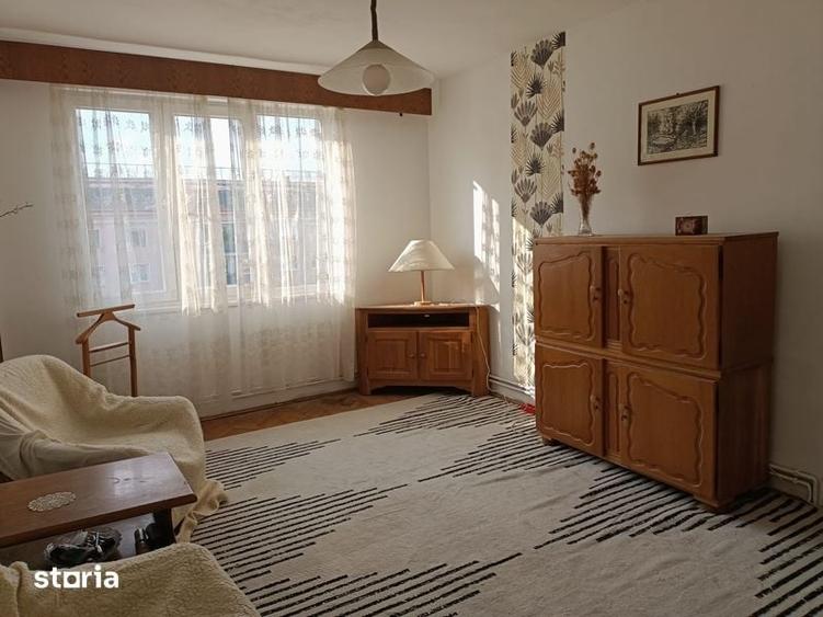 Apartament cu 2 camere decomandat în Ultracentral