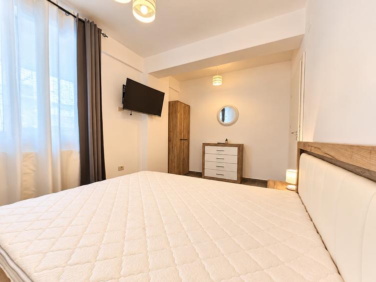 Apartament cu 2 camere semidecomandat, mobilat în Mamaia-Sat